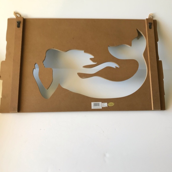 Large Wooden Mermaid Welcome Sign - Picture 8 of 10